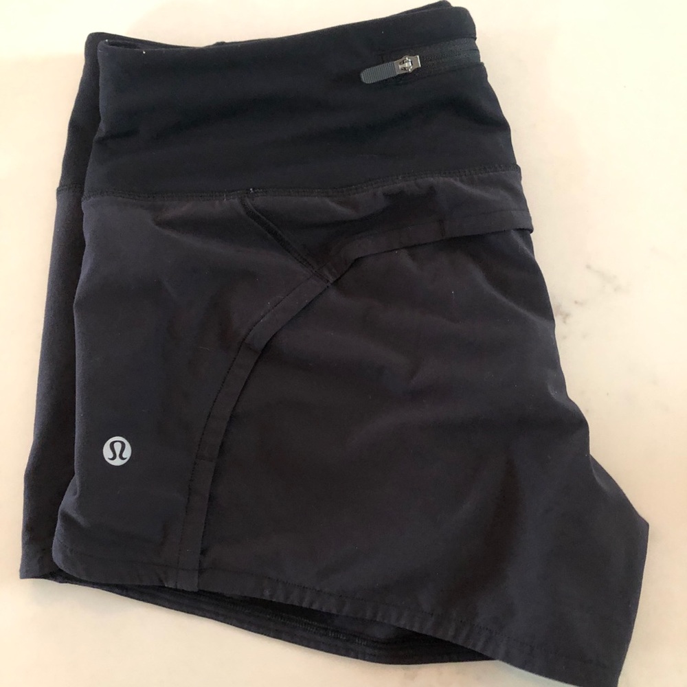 Lululemon black shorts